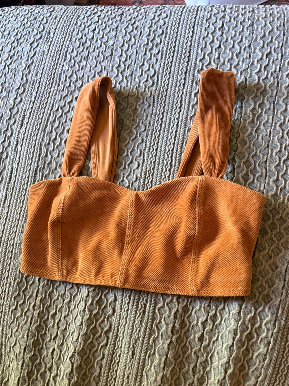 ALO Yoga Micro Corduroy Crop Toffee Color Size Medium Winter Break - Picture 2 of 5